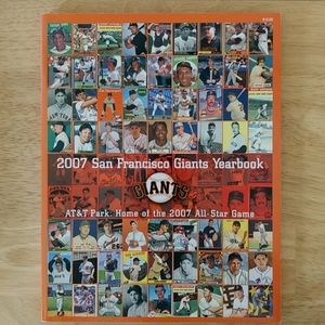 San Francisco Giants 2007 Yearbook